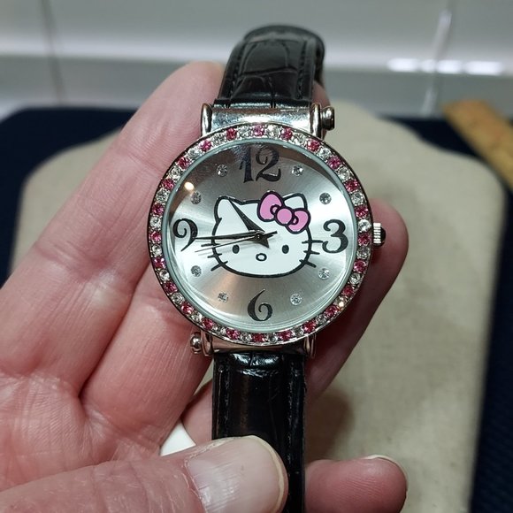 2010 Sanrio Hello Kitty Pink and white rhinestone watch: Working - Picture 3 of 11
